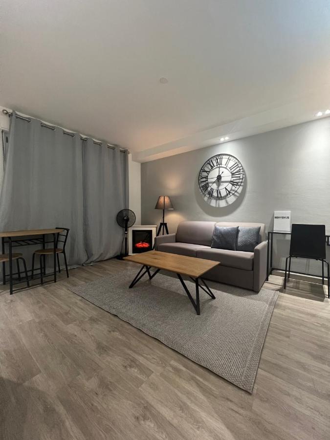 Le Carre Strasbourgeois - Logement Entier Au Centre Du Neudorf F1 Екстер'єр фото
